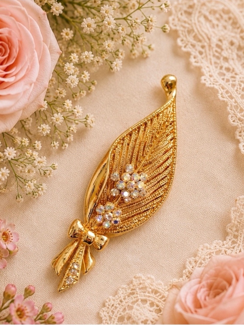 Vintage Gold-Tone AB Rhinestone Aurora Borealis Leaf Brooch Pin